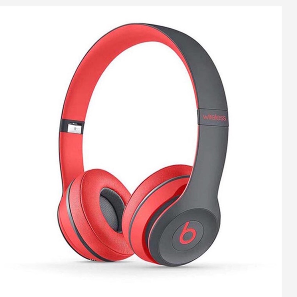 BEATS BY DR. DRE SOLO2 WIRELESS ON-EAR HEADPHONES